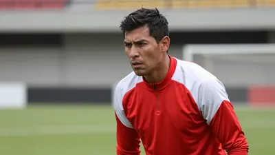 Paraguay's goalkeeper Orlando Gill, pivotal in eliminating Germany at the 2026 World Cup, may join Lille after a reported...