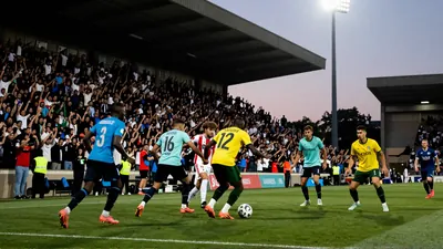 Hinchas vitorean a la Albirroja tras emotivo regreso al Mundial 2026